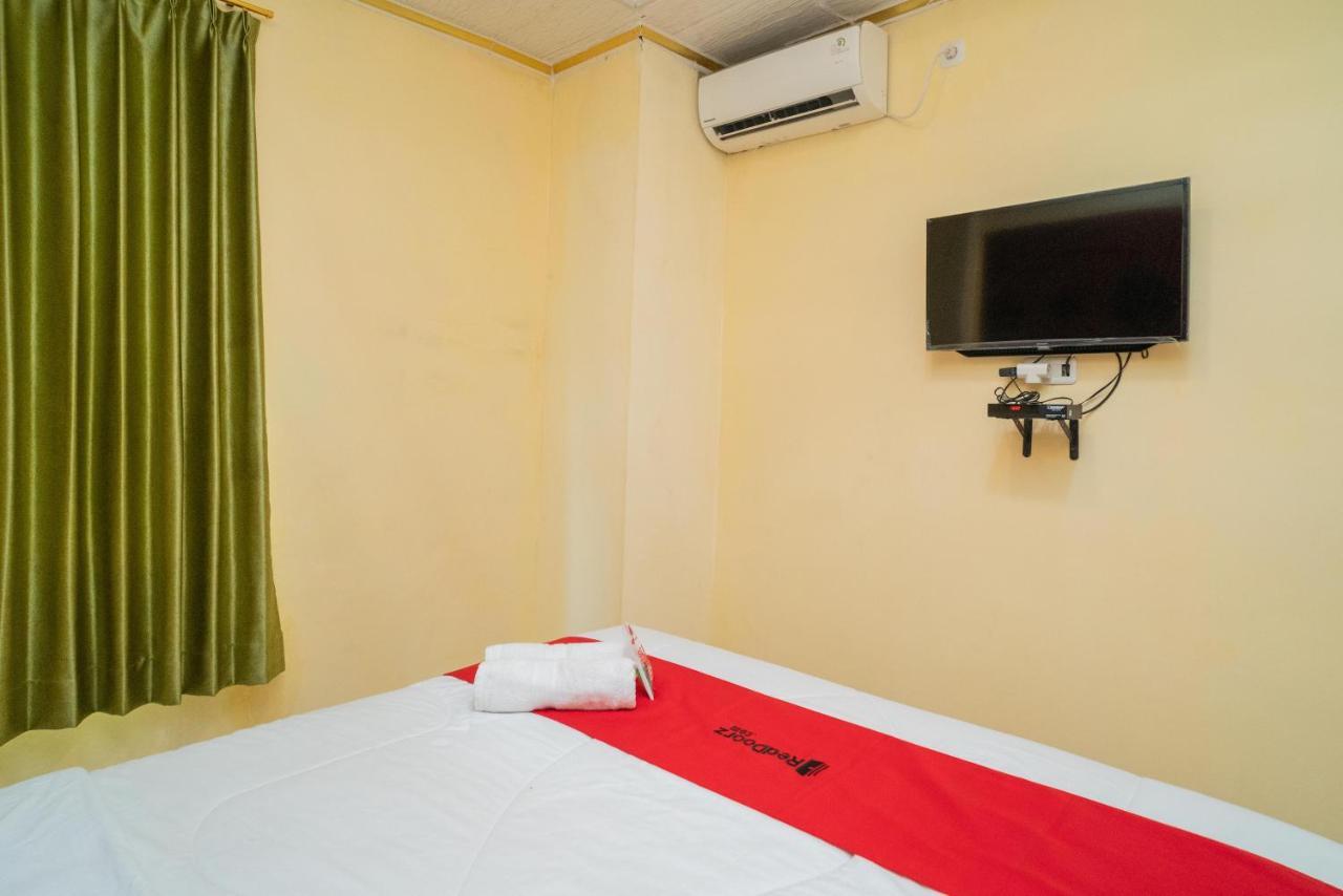 Reddoorz Plus Syariah Near Pasar Turi Surabaya Exterior foto
